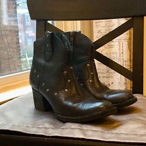 Born Western Booties